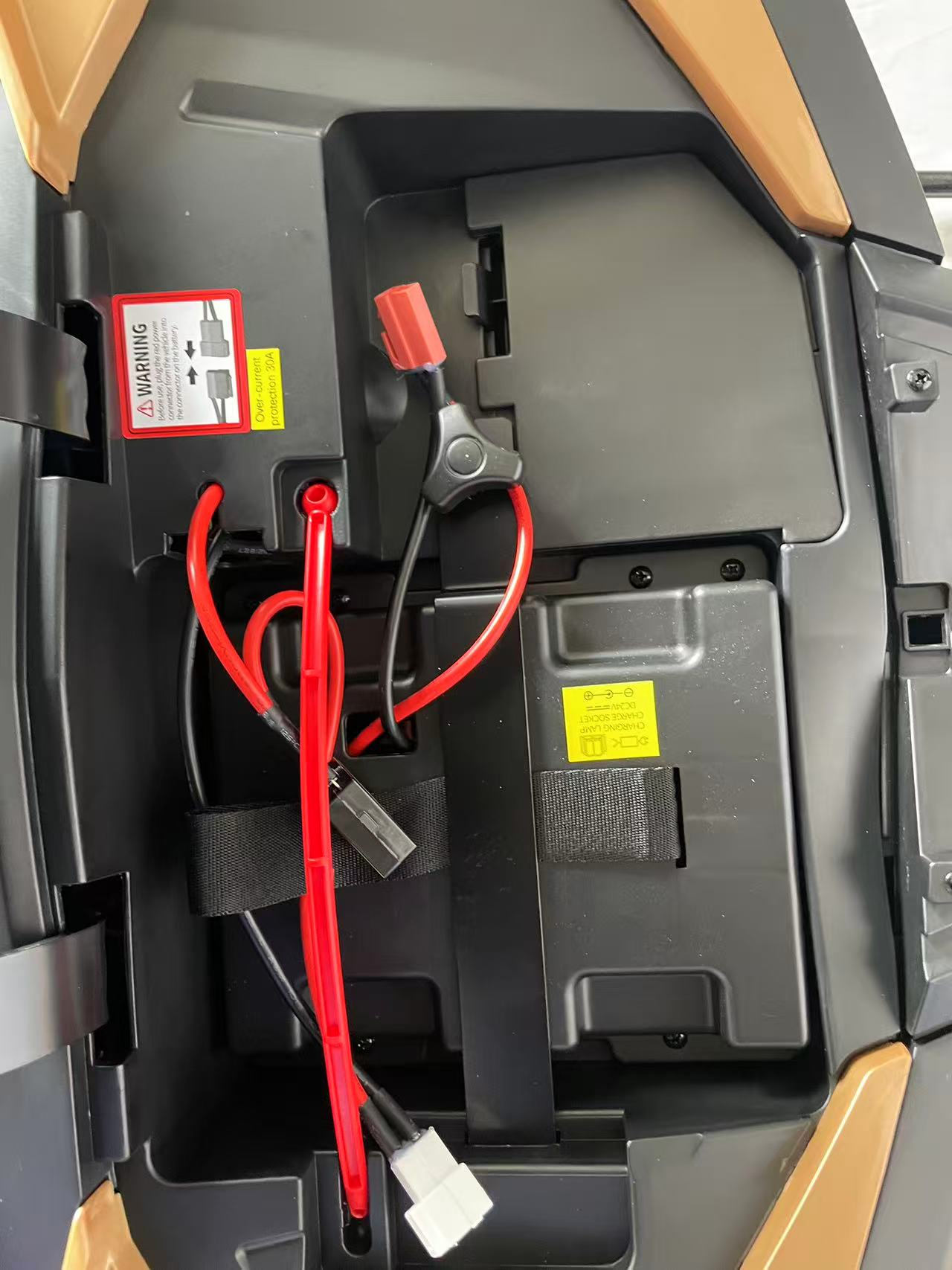 Rechargeable Battery with Box – 24V 14Ah