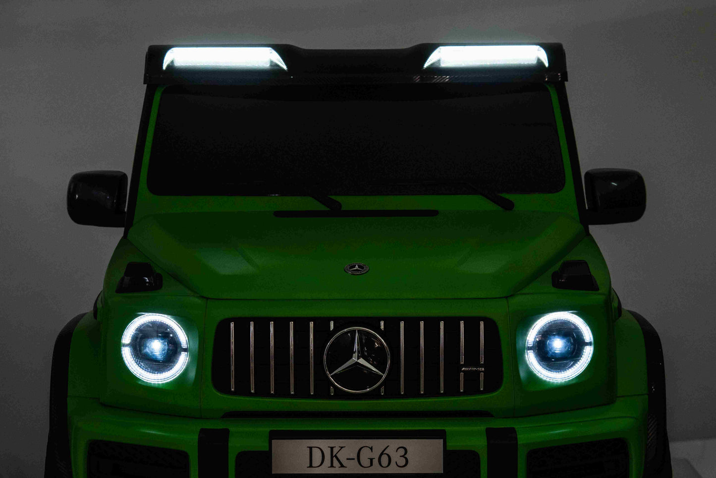 Licensed Mercedes-AMG G63- Battery 24V.14Ah, Motors 800W 4×4 Kids Ride-On Two seater Car-Mat Green