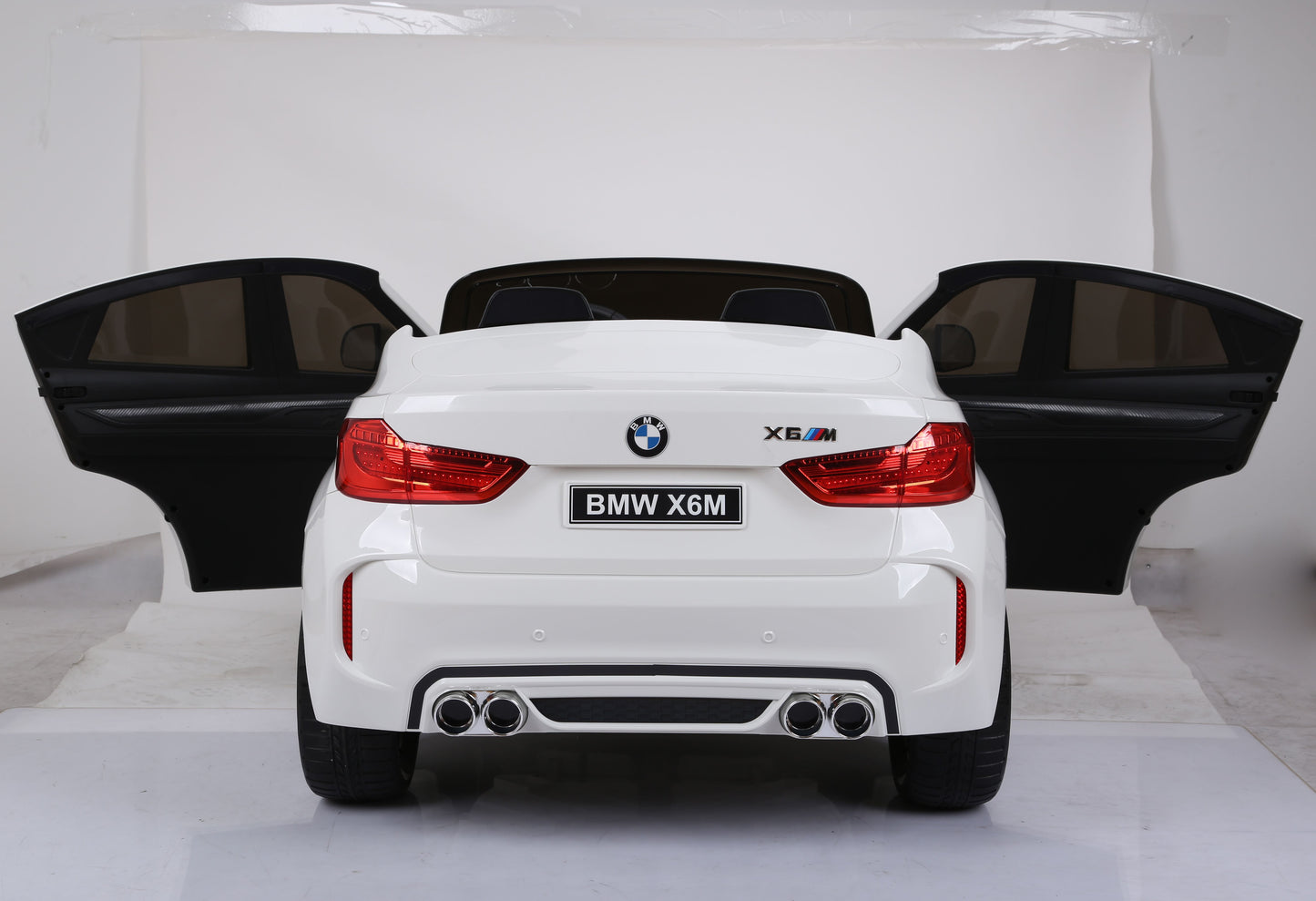 Two-Seater Kids Electric Ride-On Car Licensed BMW X6 M -Black-White