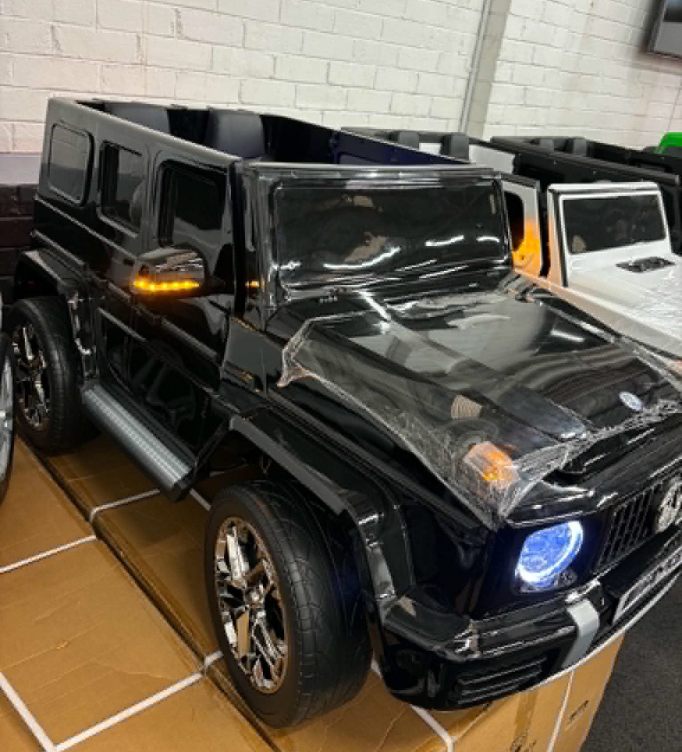 Mercedes-AMG G63 24V Kids Ride-On Car – 4WD, 2 Seater- Black , Pink