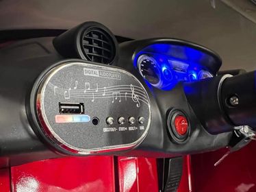 Mercedes Benz with remote and Leather seat, amazing colors, Red, White, Black, Pink, Blue